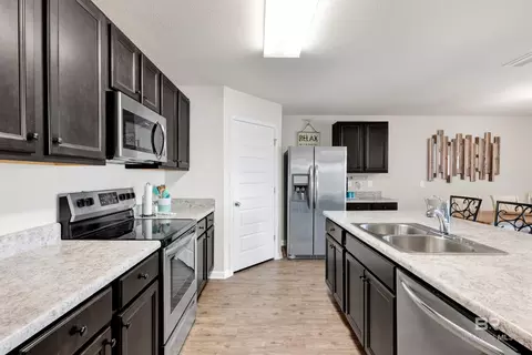 Kitchen - 1607 Abbey Loop, Foley, AL 36535 photo 1 of 1
