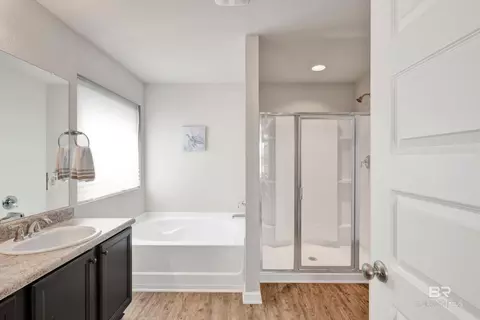 Bath - 1607 Abbey Loop, Foley, AL 36535 photo 2 of 3