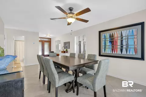 Dining - 9488 Bay View Dr, Lillian, AL 36549 photo 2 of 3