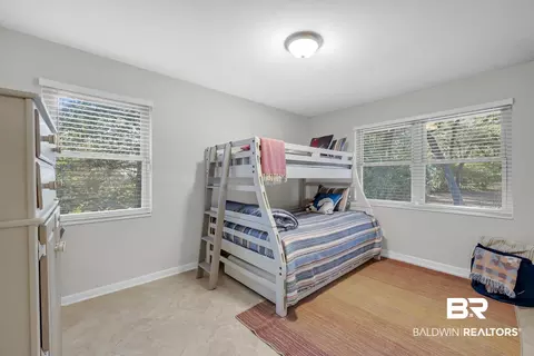Bedroom - 9488 Bay View Dr, Lillian, AL 36549 photo 5 of 7
