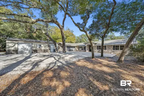 Exterior - 9488 Bay View Dr, Lillian, AL 36549 photo 9 of 20