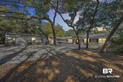 Exterior - 9488 Bay View Dr, Lillian, AL 36549 photo 7 of 20