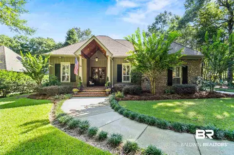 105 Woodcove Dr, Fairhope, AL 36532