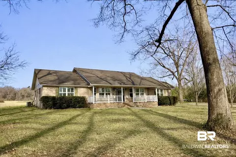 5646 Foshee Rd, Brewton, AL 36426