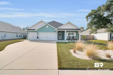 1349 Holland St, Gulf Shores, AL 36542