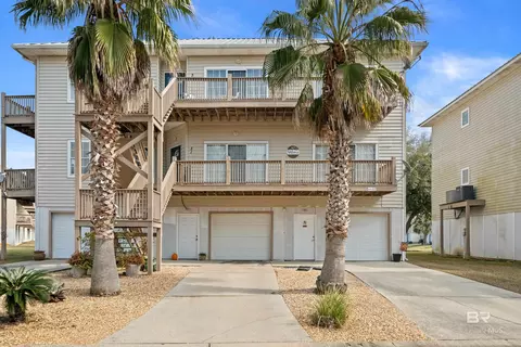4 Yacht Club Dr #31, Daphne, AL 36526