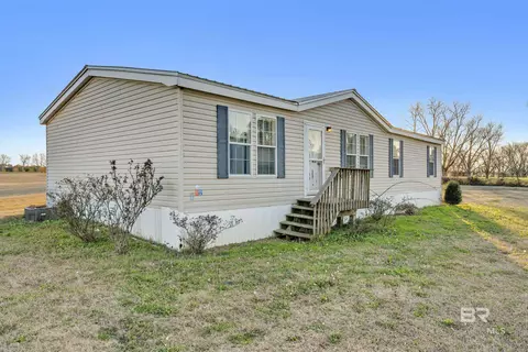 32782 Sunset Dr, Elberta, AL 36530