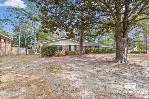1004 Heidi Ln, Mobile, AL 36608 photo 2