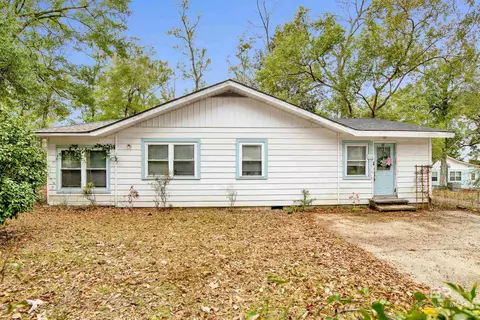 54 Nichols Ave, Fairhope, AL 36532
