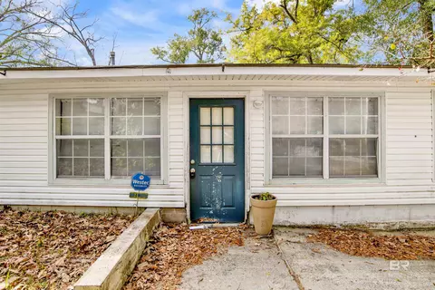 58 Nichols Ave, Fairhope, AL 36532