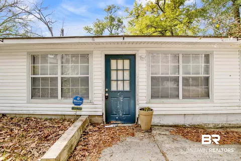 58 Nichols Ave, Fairhope, AL 36532