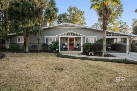 116 Fig Ave, Fairhope, AL 36532