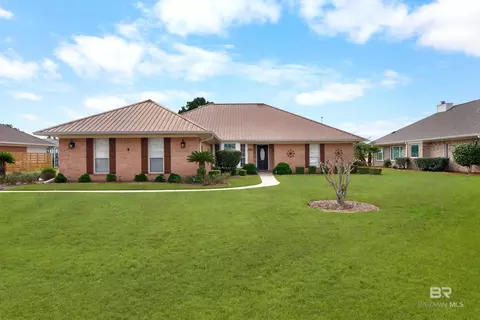 9115 Clubhouse Dr, Foley, AL 36535