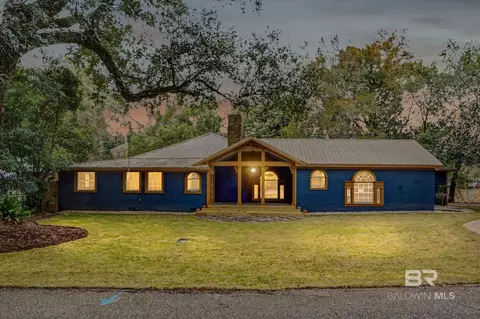 257 Morphy Ave, Fairhope, AL 36532