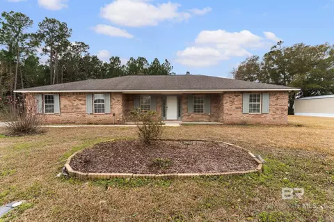 1548 Valencia Dr, Lillian, AL 36549