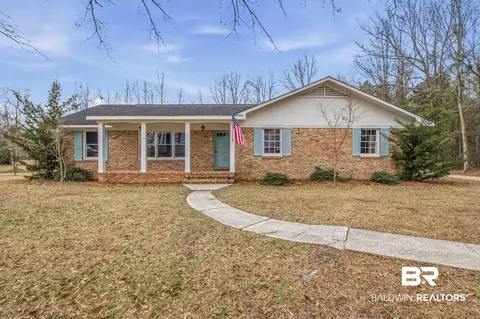 200 14th Ave, Atmore, AL 36502