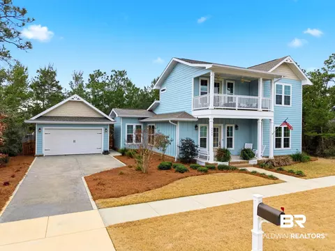 4892 Leeward Dr, Pensacola, FL 32507