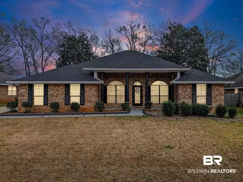 5269 E Mossberg Dr, Theodore, AL 36582 photo 2