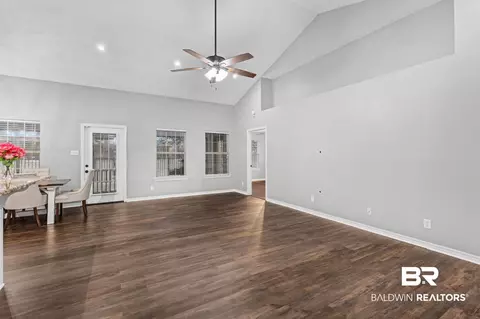 5269 E Mossberg Dr, Theodore, AL 36582 photo 8