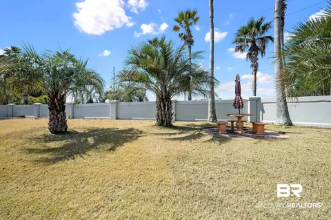 Exterior - 12143 Gateway Dr, Elberta, AL 36530 photo 3 of 6
