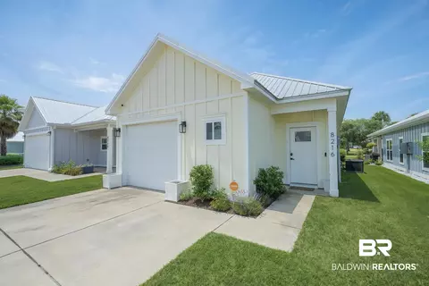 8216 Carmel Cir, Foley, AL 36535