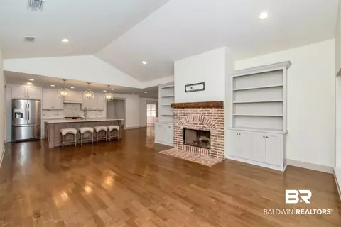 305 Springwood Dr, Mobile, AL 36608 photo 5