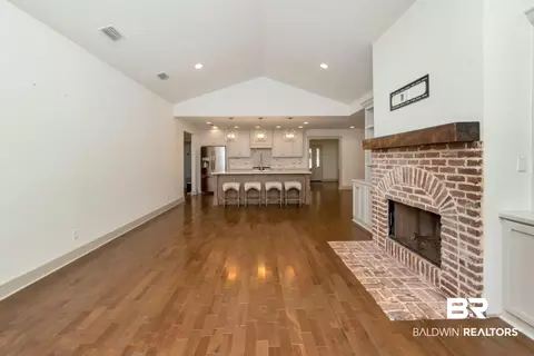 305 Springwood Dr, Mobile, AL 36608 photo 6