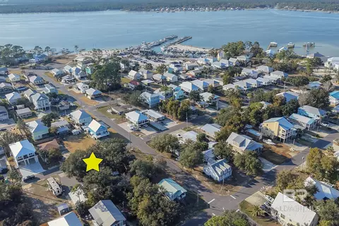 5638 Armadillo Ave, Orange Beach, AL 36561