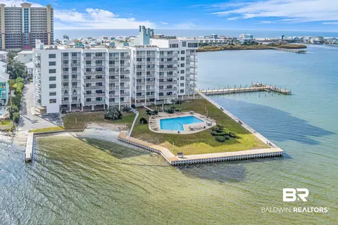 1516 Sandpiper Ln #302, Gulf Shores, AL 36542