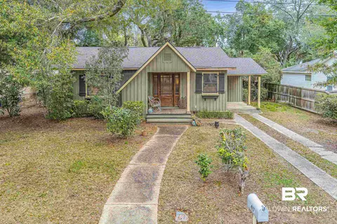 417 White Ave, Fairhope, AL 36532