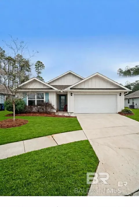 7472 Coppin Dr, Foley, AL 36535