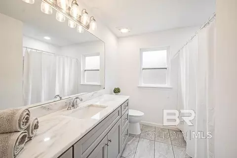 Bath - 7087 Lenardo Dr, Mobile, AL 36619 photo 1 of 1