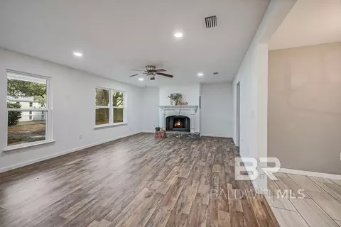 Living - 7087 Lenardo Dr, Mobile, AL 36619 photo 2 of 2