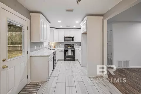 Entry Way - 7087 Lenardo Dr, Mobile, AL 36619 photo 1 of 1