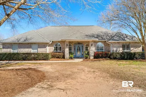 265 Royal Ln, Fairhope, AL 36532