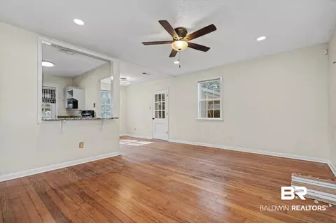 5117 Norton Ln, Mobile, AL 36608 photo 9