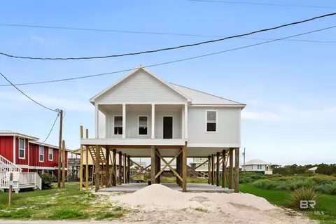 479 E Buchanan Ct, Gulf Shores, AL 36542