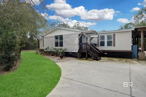 32578 W Carrier Dr, Lillian, AL 36549