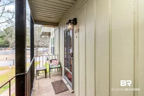 222 Riverbend Dr #222, Mobile, AL 36605
