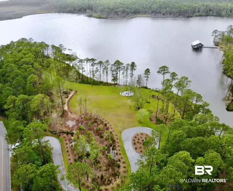 26171 Fish Trap Rd, Elberta, AL 36530