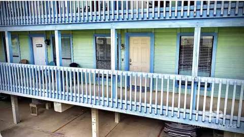 920 W Lagoon Ave #A108, Gulf Shores, AL 36542