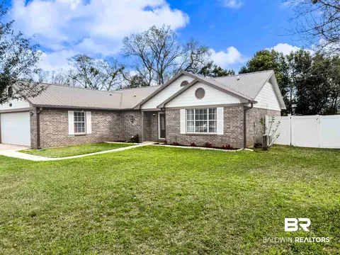 129 Pennbrooke Loop, Foley, AL 36535 photo 3