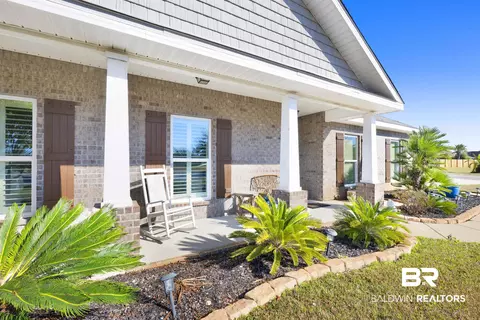 4229 Grove St, Gulf Shores, AL 36542