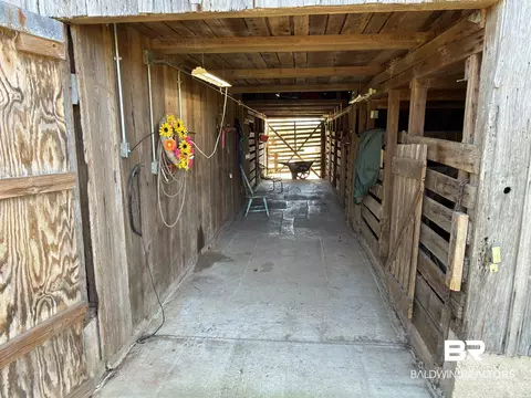 Entry Way - 2006 Evergreen Rd, Jackson, AL 36545 photo 5 of 6