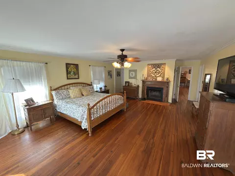 Bedroom - 2006 Evergreen Rd, Jackson, AL 36545 photo 3 of 6