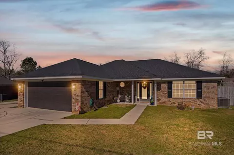 18585 Outlook Dr, Loxley, AL 36551
