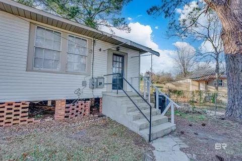 3 Canal St, Chickasaw, AL 36611 photo 25