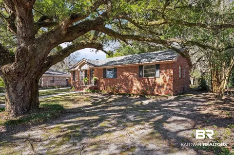 2756 Jennings Dr, Mobile, AL 36606 photo 2
