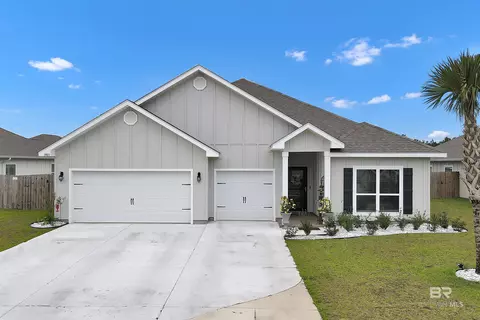 3905 Mercury Cir, Gulf Shores, AL 36542