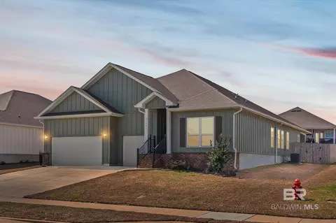21581 Burney Rd, Fairhope, AL 36532